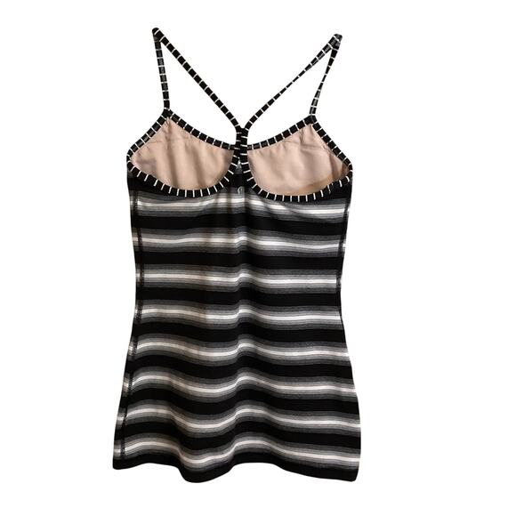 Lululemon Top Women’s Size 6 Black White Stripe Yoga Razor Back Bra Activewear - Picture 5 of 8